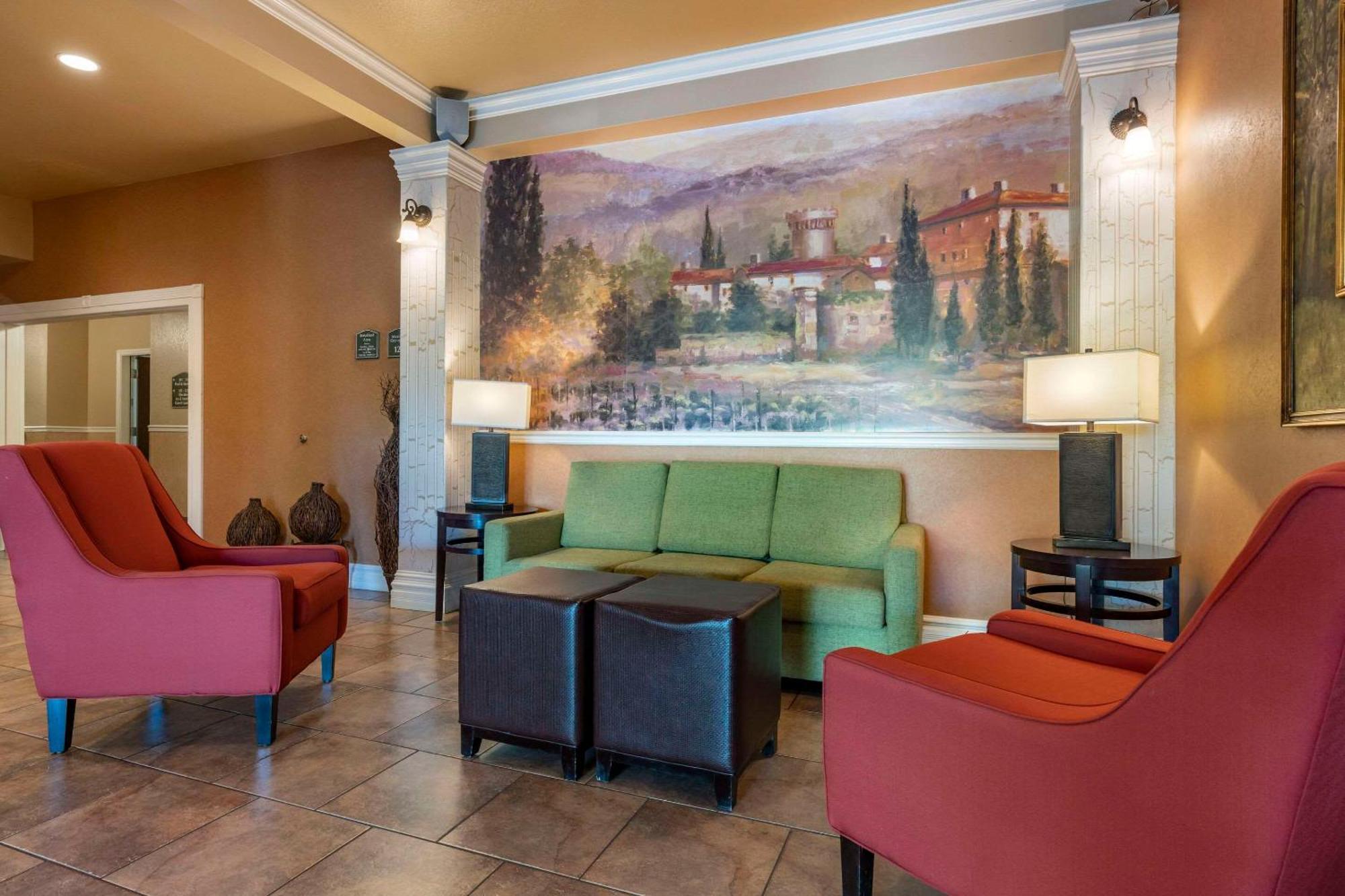Comfort Inn & Suites Ukiah Mendocino County Exterior foto